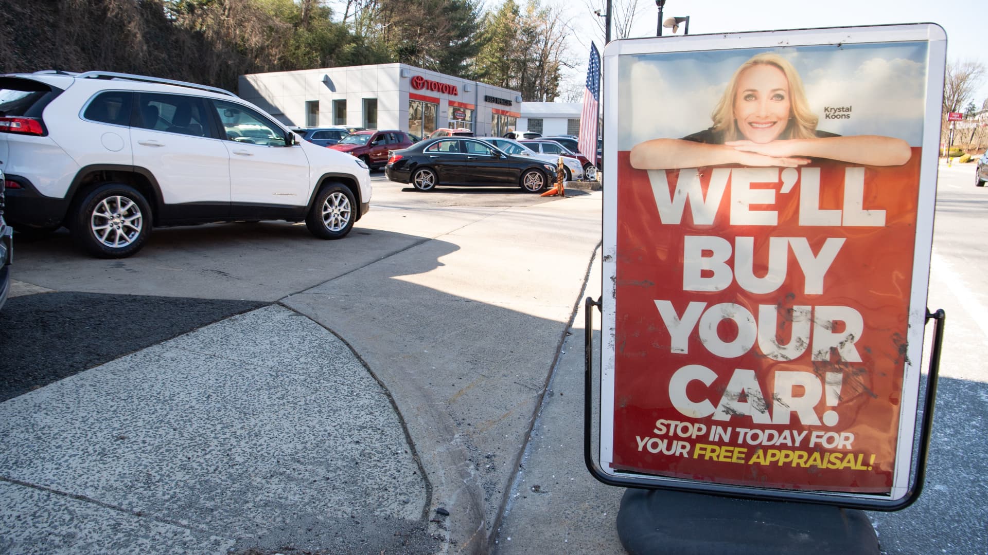 How to buy a new car amid low inventory and high prices