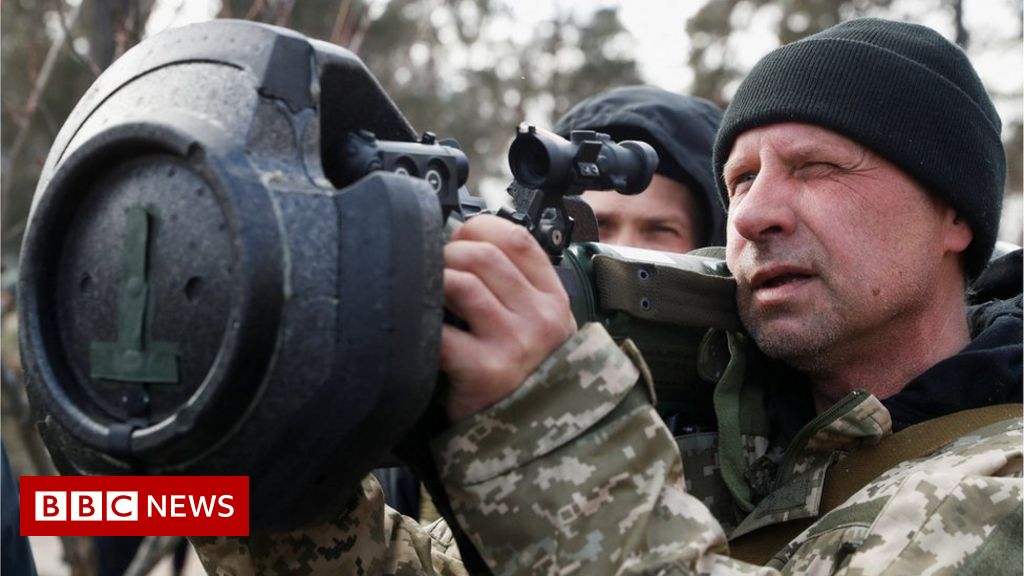 Ukraine war: Russia accuses UK of provoking attacks on its territory