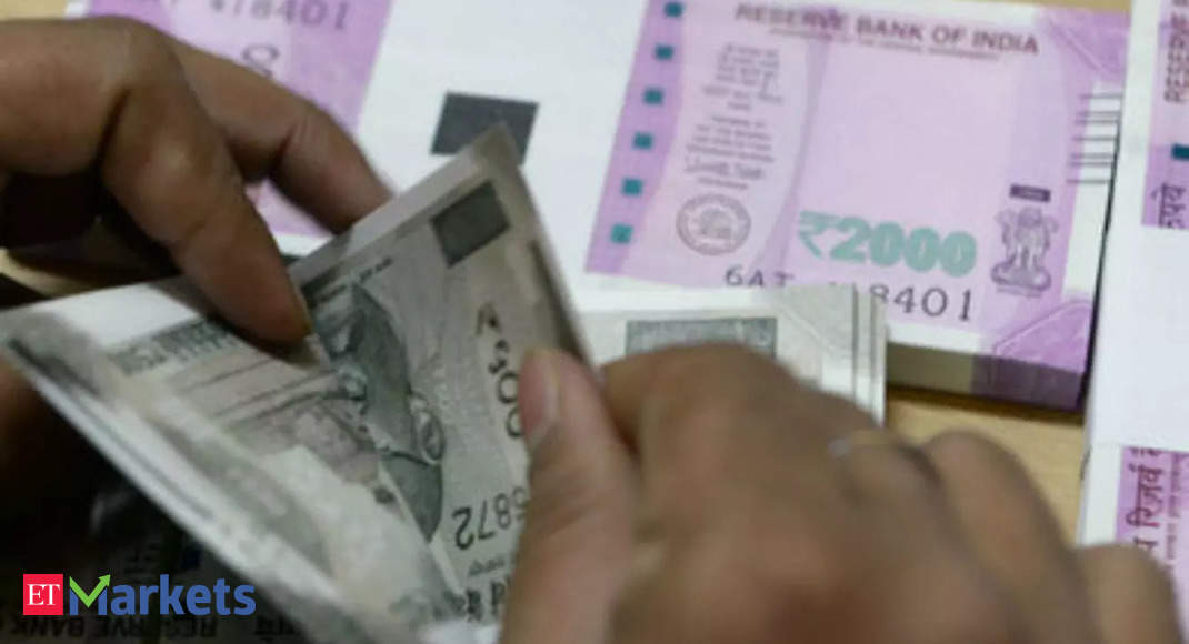 Rupee News: Rupee surges 18 paise to close at 76.43 against US dollar