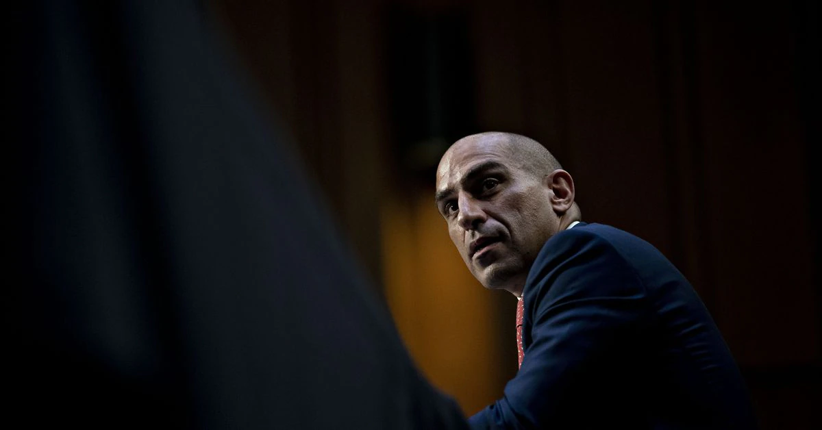 CFTC Sets May Roundtable to Weigh Ideas Sparked by FTX’s Derivatives Push