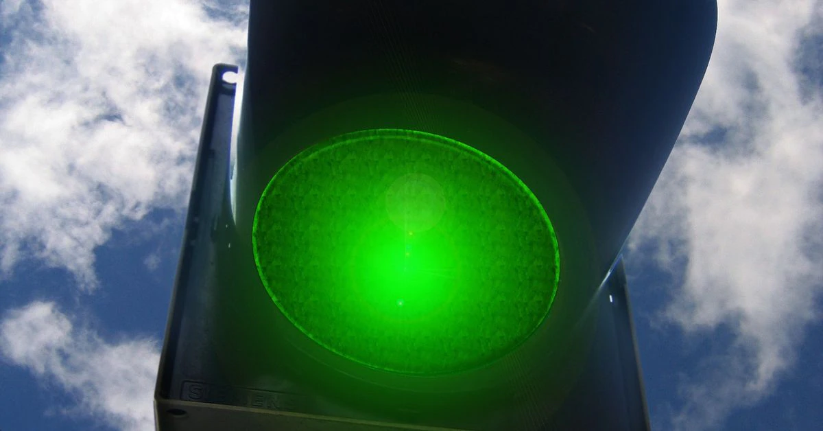 Bitcoin’s Guppy Indicator Flashes Green for Bulls