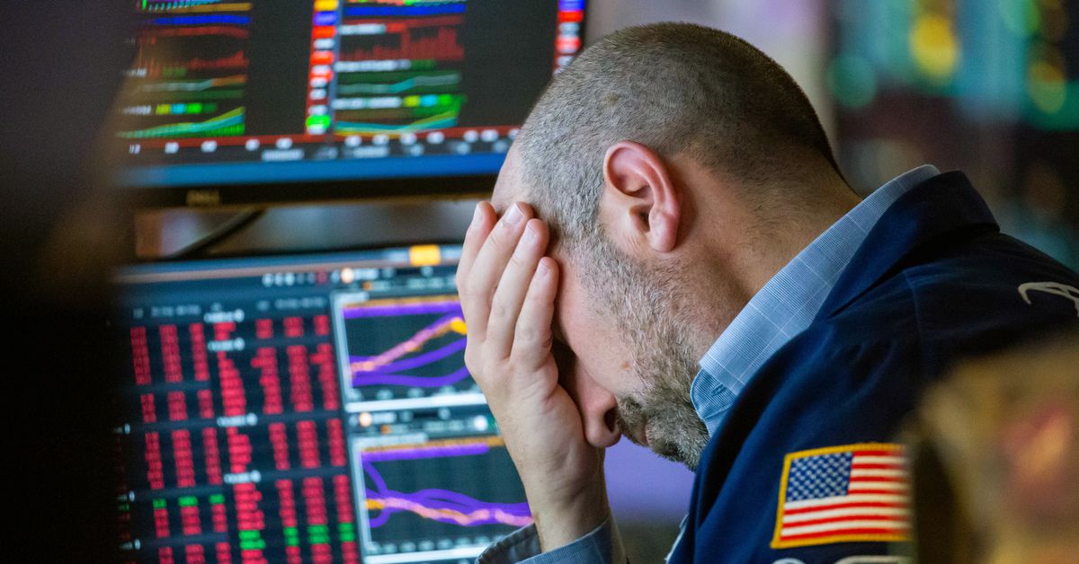 Market Wrap: Cryptos Extend Losses as LUNA Plunges