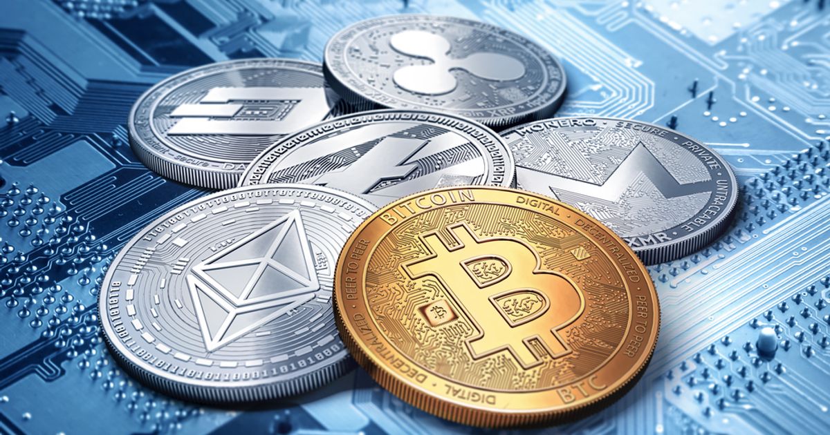 Bitcoin and Ethereum down as positive momentum reverses