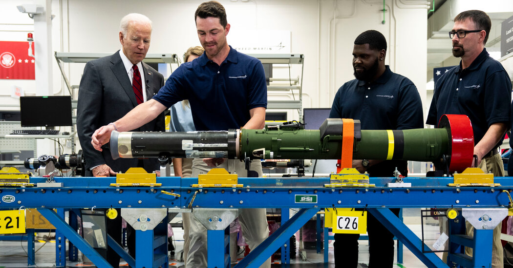 Biden Visits an Alabama Missile Factory, Highlighting Aid to Ukraine