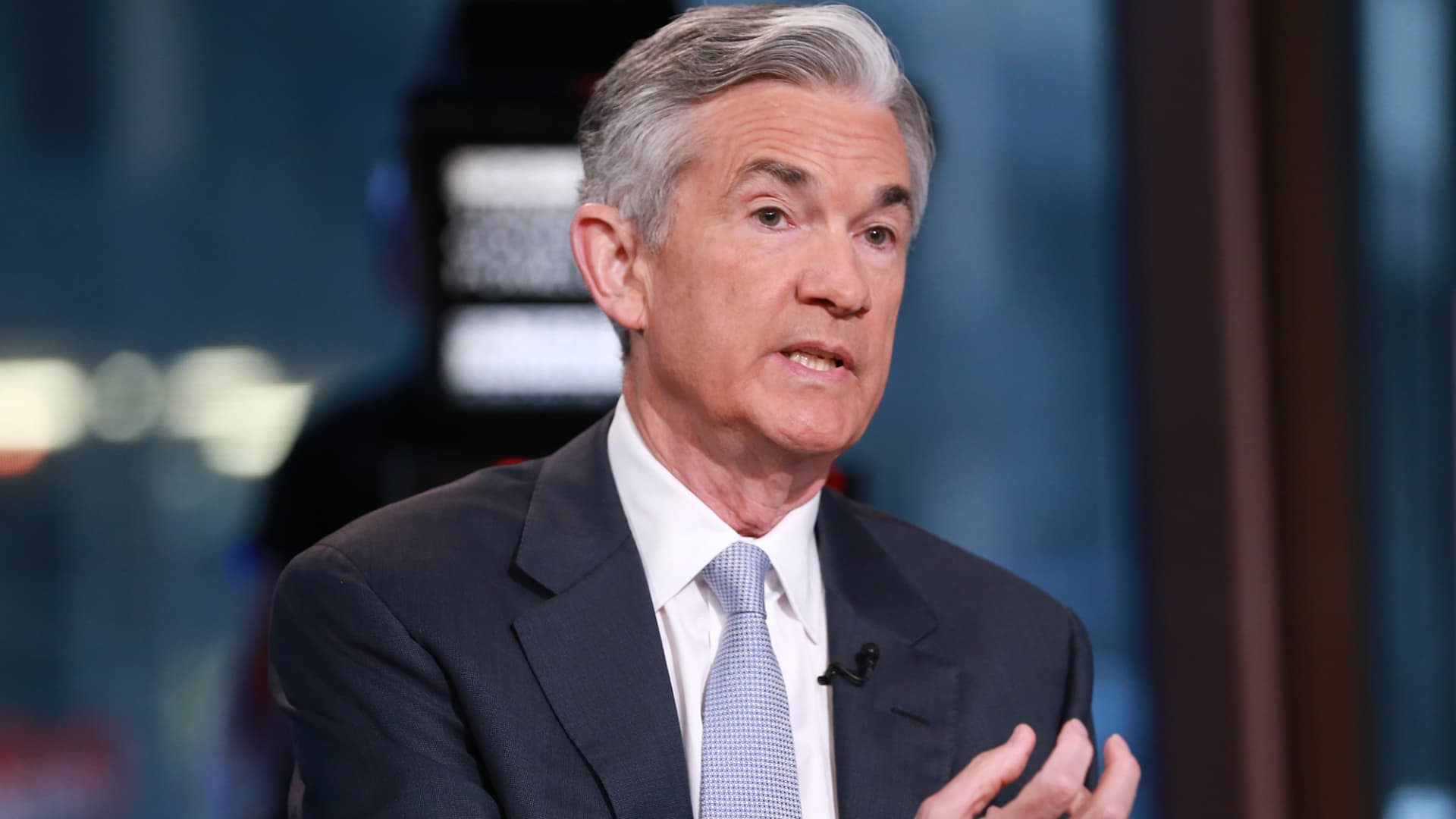 Cramer defends Powell’s inflation policy ahead of Fed rate decision