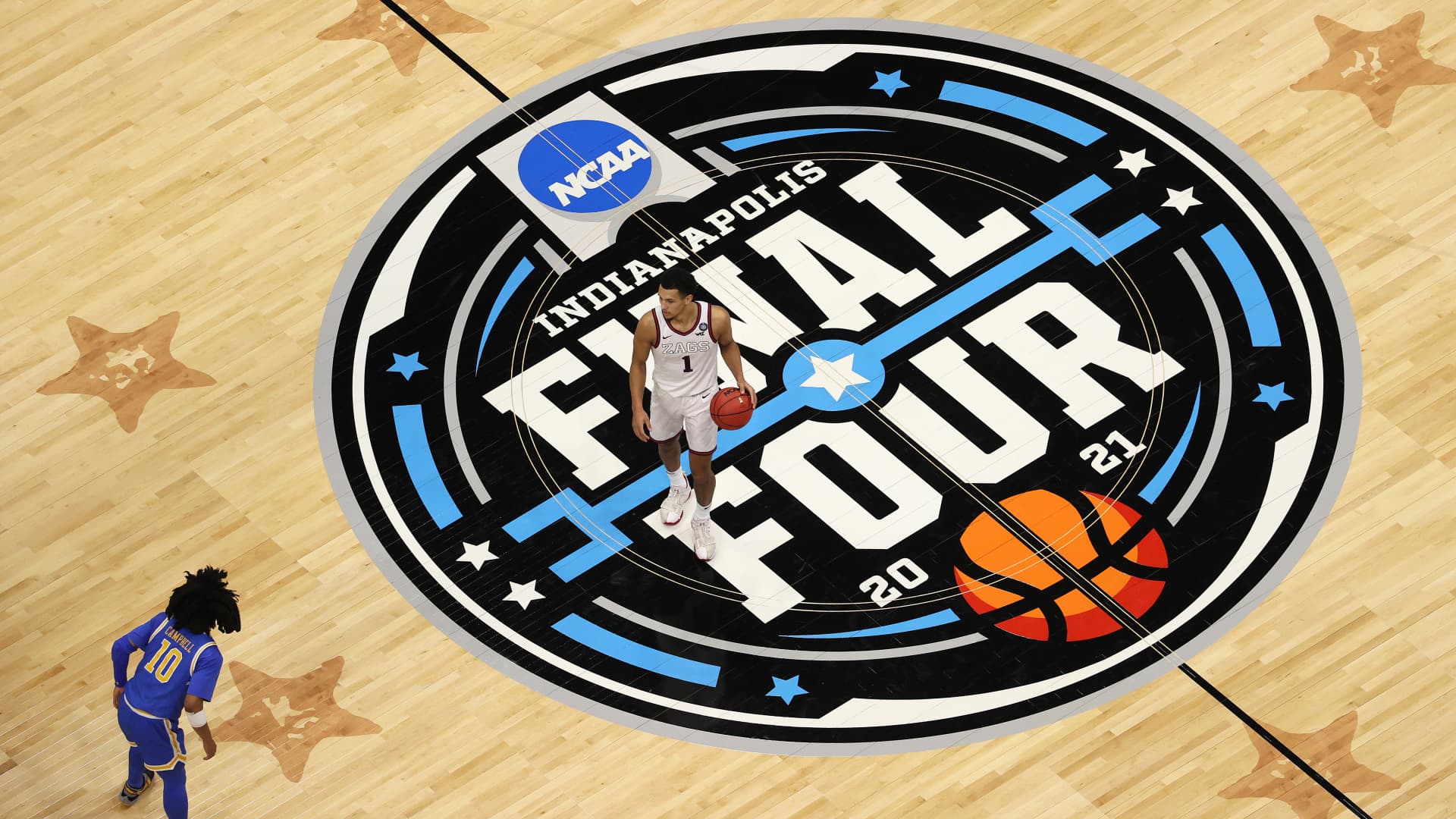 How college athletes line up tens of thousands of dollars in NIL deals