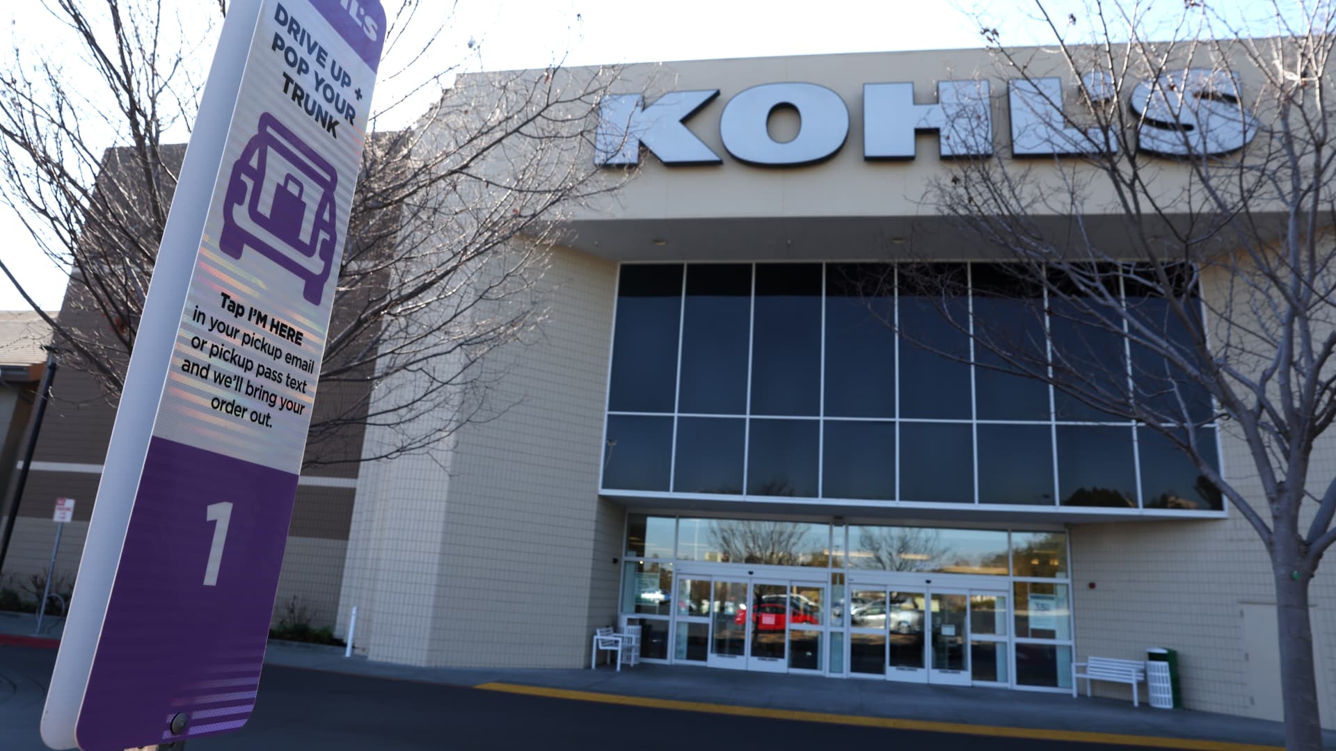 Kohl’s stock surges on report bidders are still competing for company