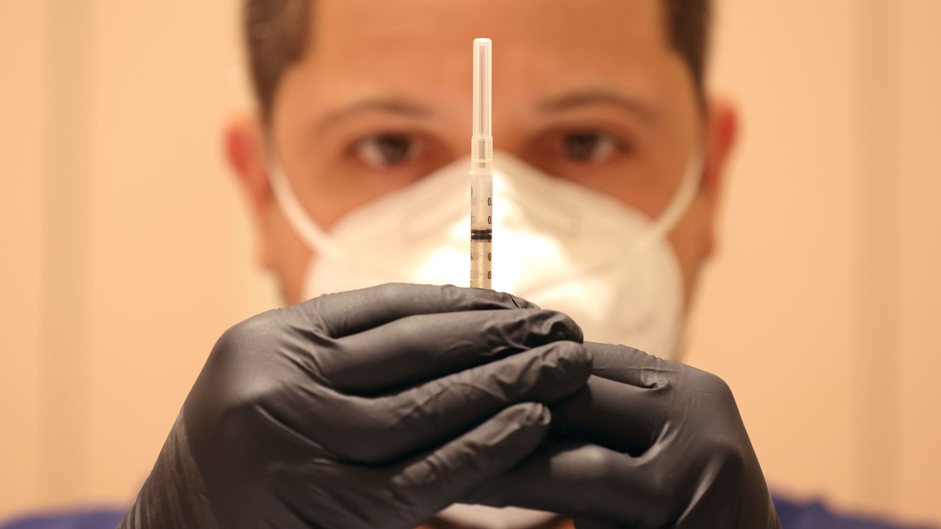 Medical professionals are skeptical on a fourth Covid vaccine dose