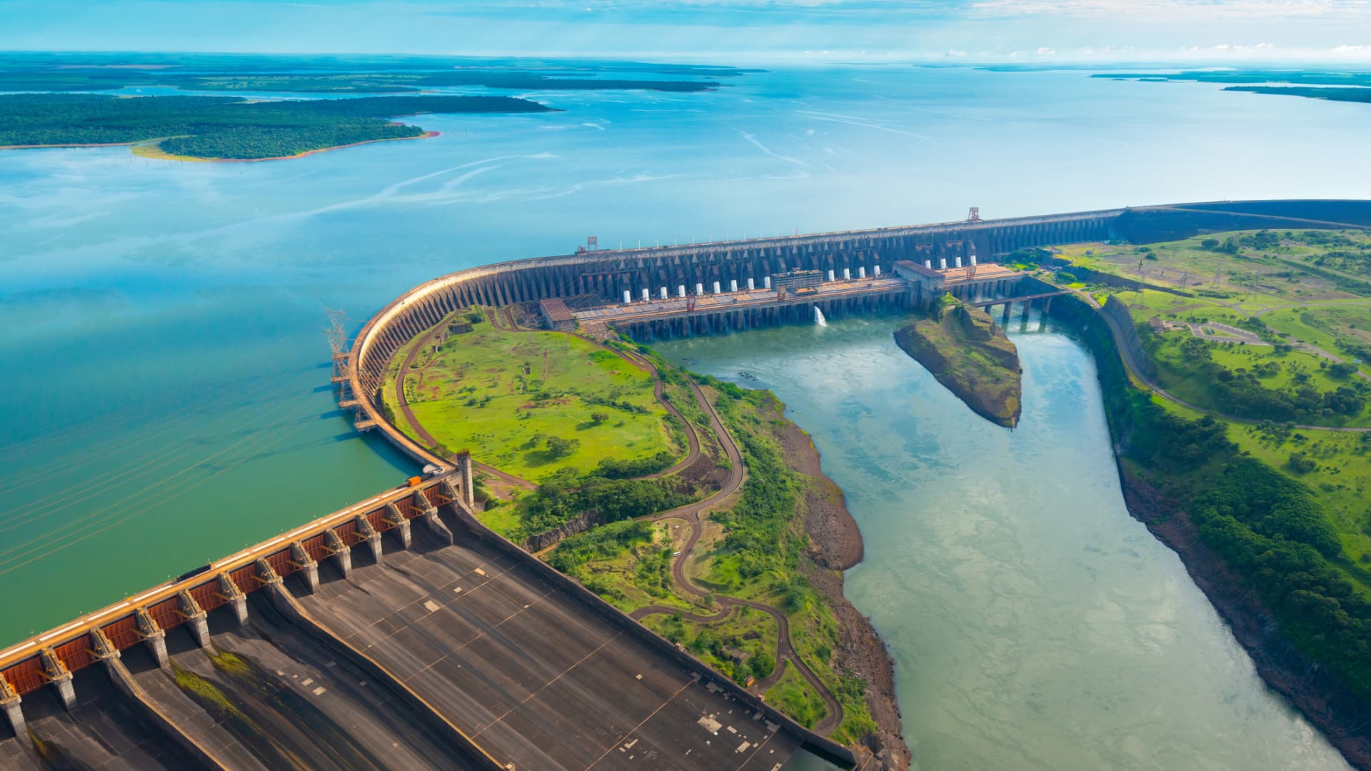 GE signs contract to upgrade vast hydropower facility in South America