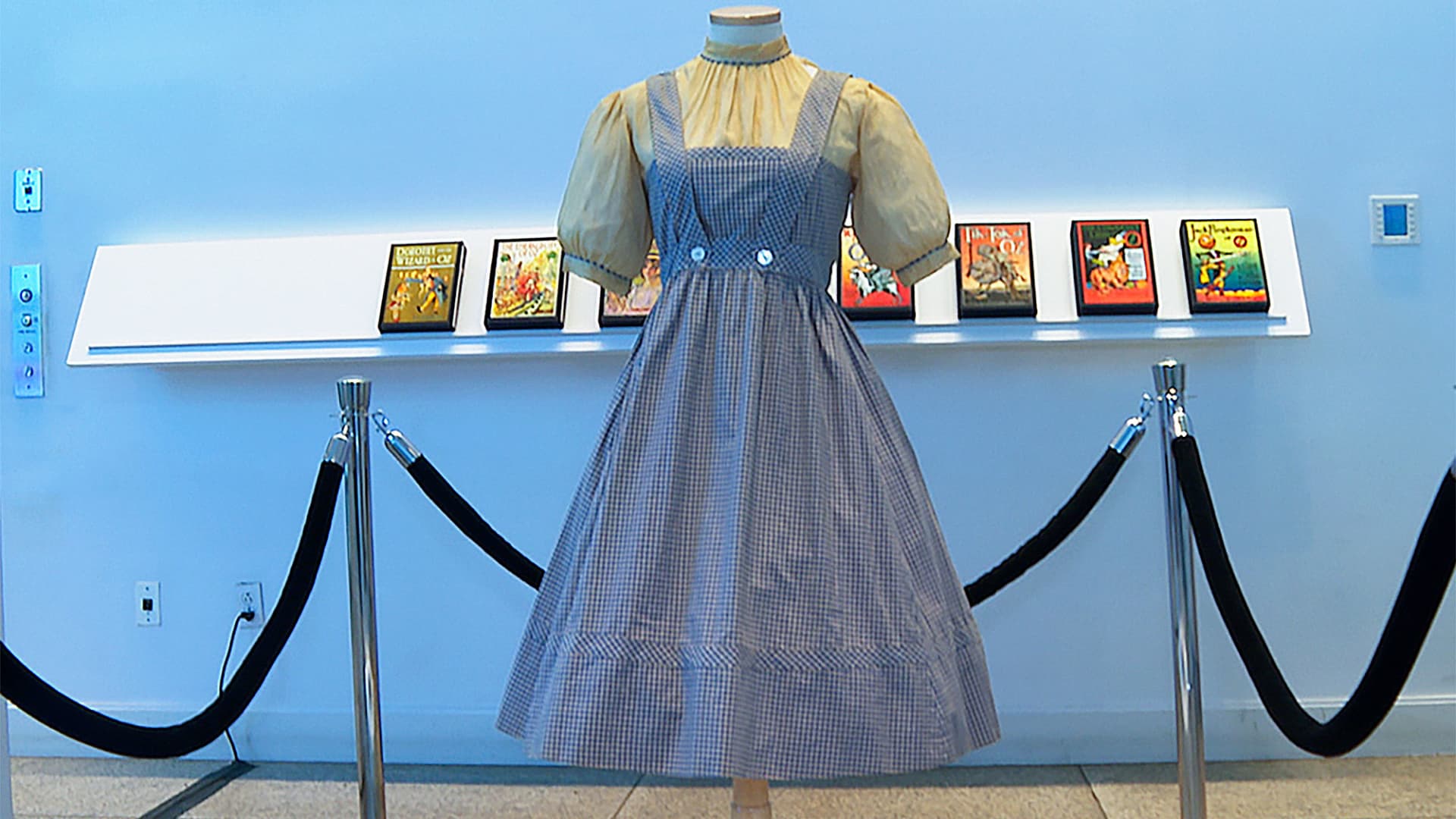 Wizard of Oz Dorothy dress lawsuit tossed by judge