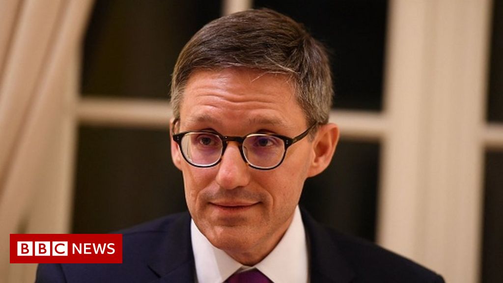 Northern Ireland: UK and EU's row risks Western unity, top US official warns