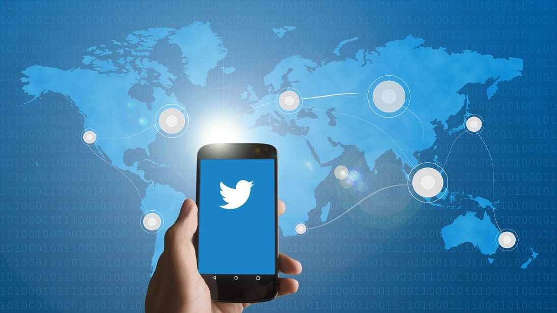 Twitter Shares Stuck Between MAs As Stock Markets Remain Uncertain