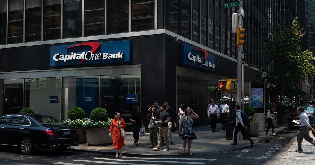 Accused Capital One Hacker Stands Trial for Fraud and Identity Theft