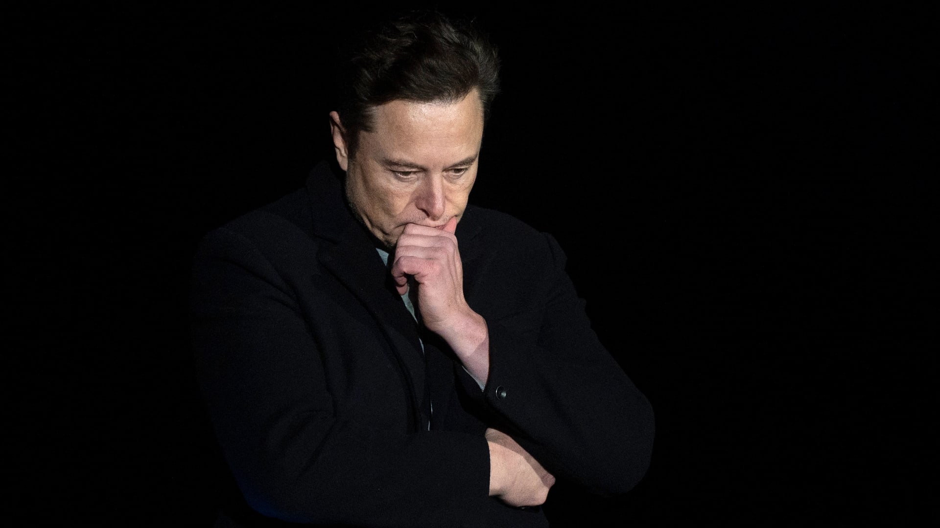 Elon Musk had a bad week at Tesla, SpaceX and Twitter