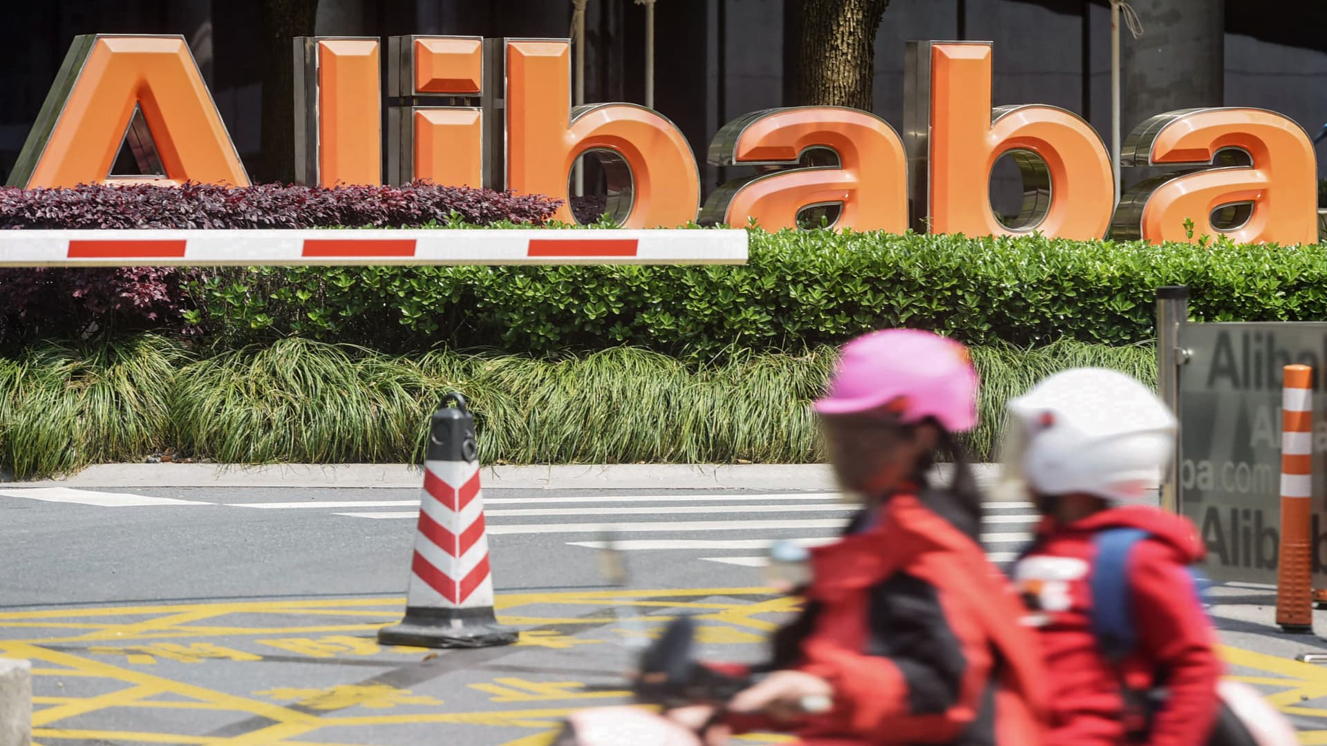 Here’s what China’s Alibaba and Kuaishou say about the economy