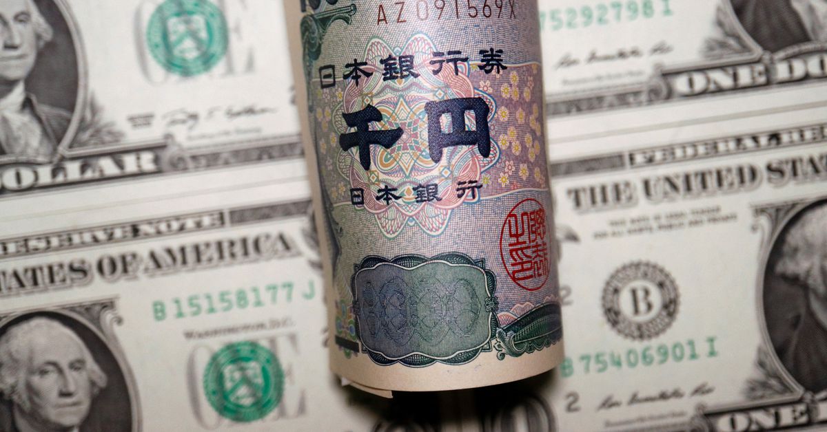 FOREX Yen tanks as BOJ sticks to stimulus, caps volatile week for FX