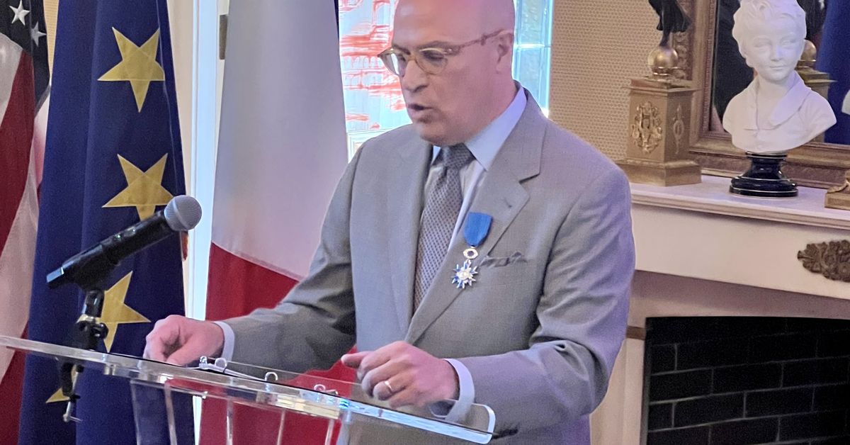 ‘Crypto Dad’ Chris Giancarlo Knighted by French Government