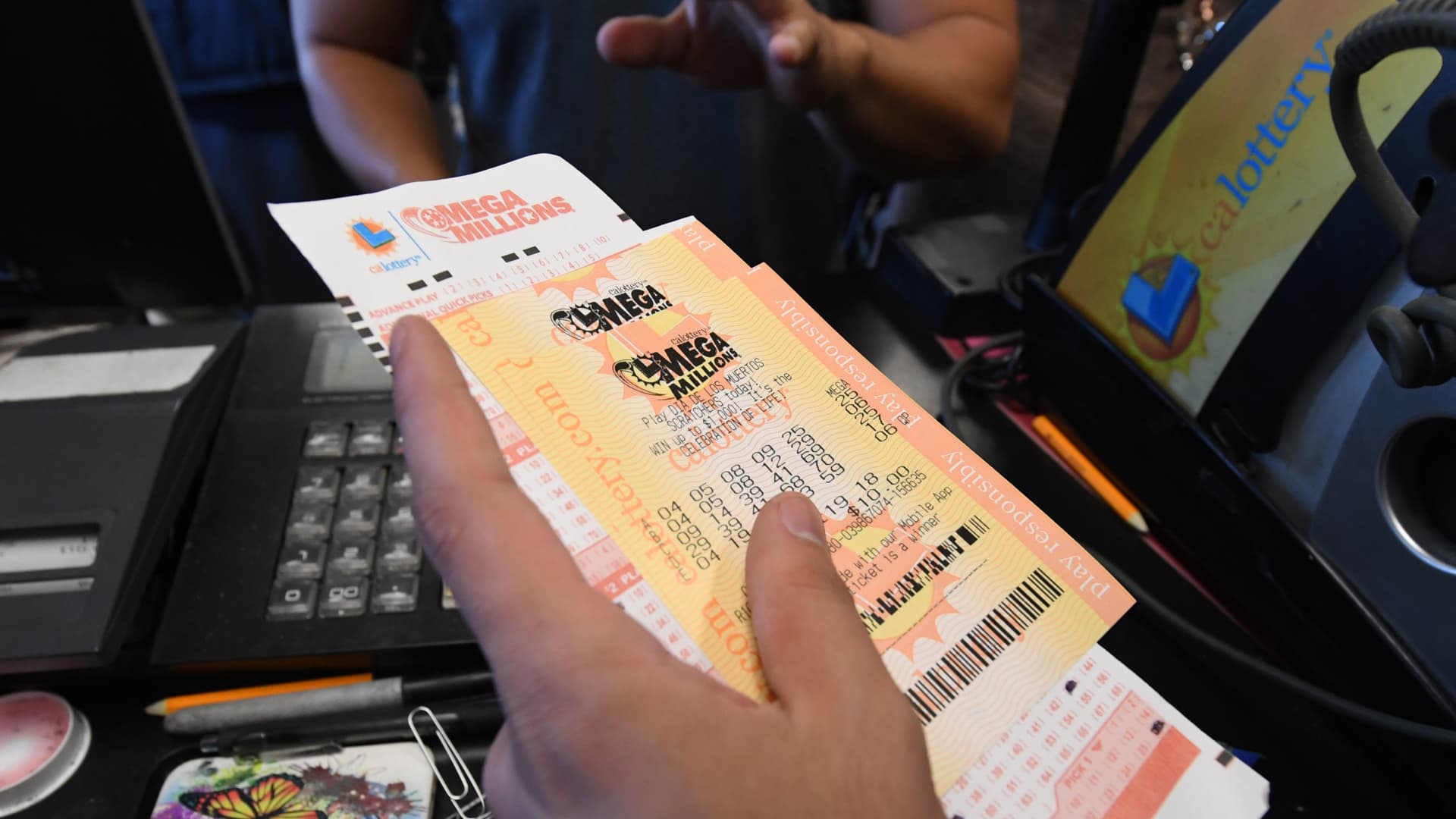 If you win the $630 million Mega Millions jackpot, here’s the tax bill