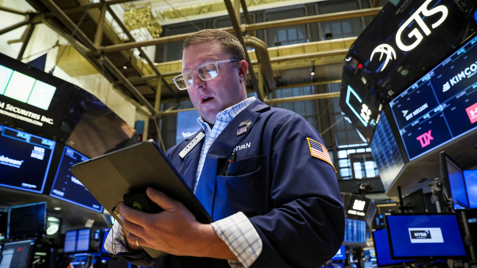 Jim Cramer picks 7 Dow stocks that investors should consider owning