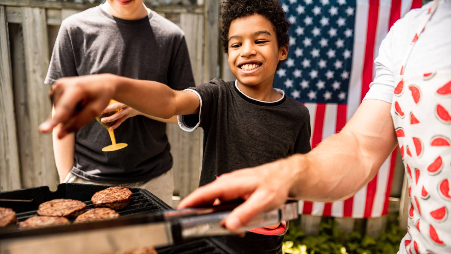 Inflation is dampening July 4 fun. How to save on a holiday barbecue
