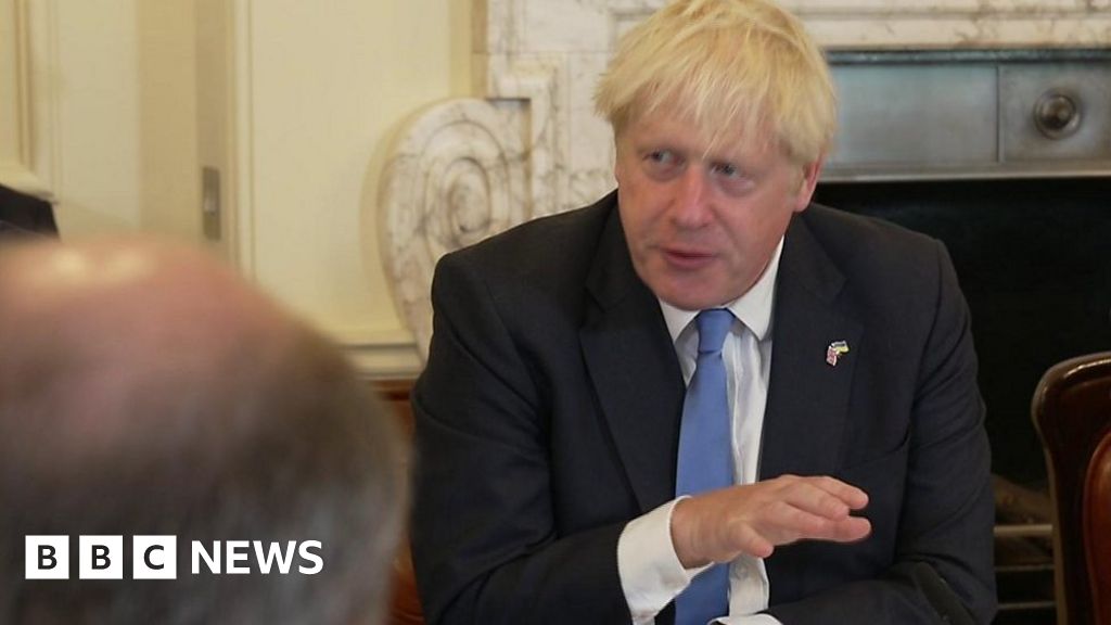 UK heatwave: Schools and transport should stay open ‘as far as possible’ – UK PM
