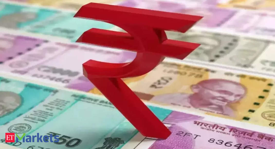 rupee fall: Next pain point for rupee is $79 billion of unhedged debt