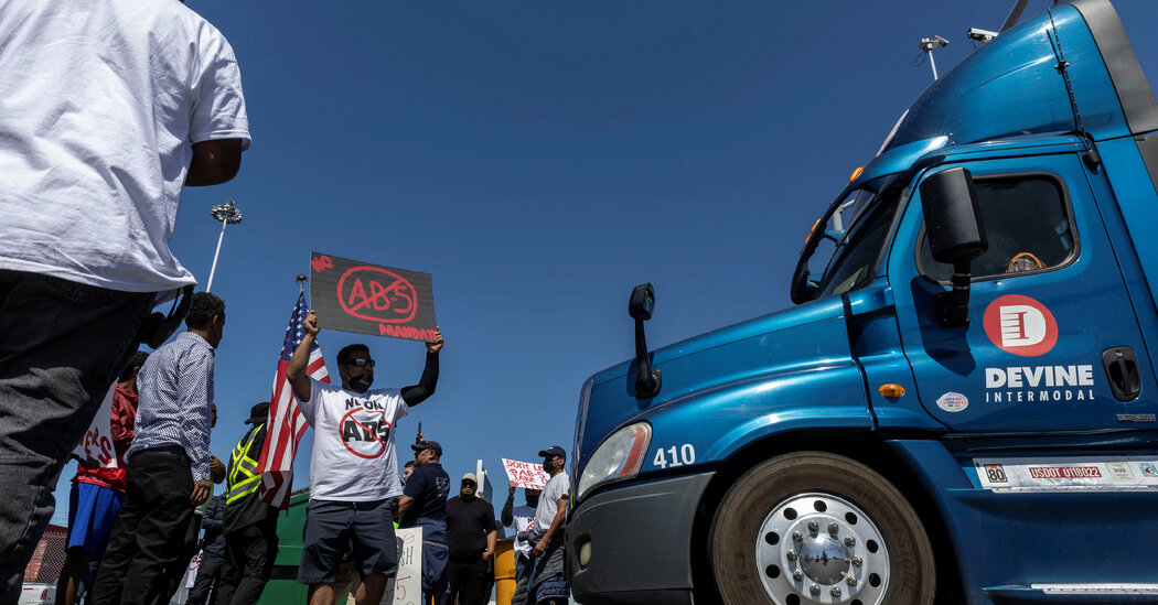 Truckers’ protests over a labor law shut Oakland’s port.