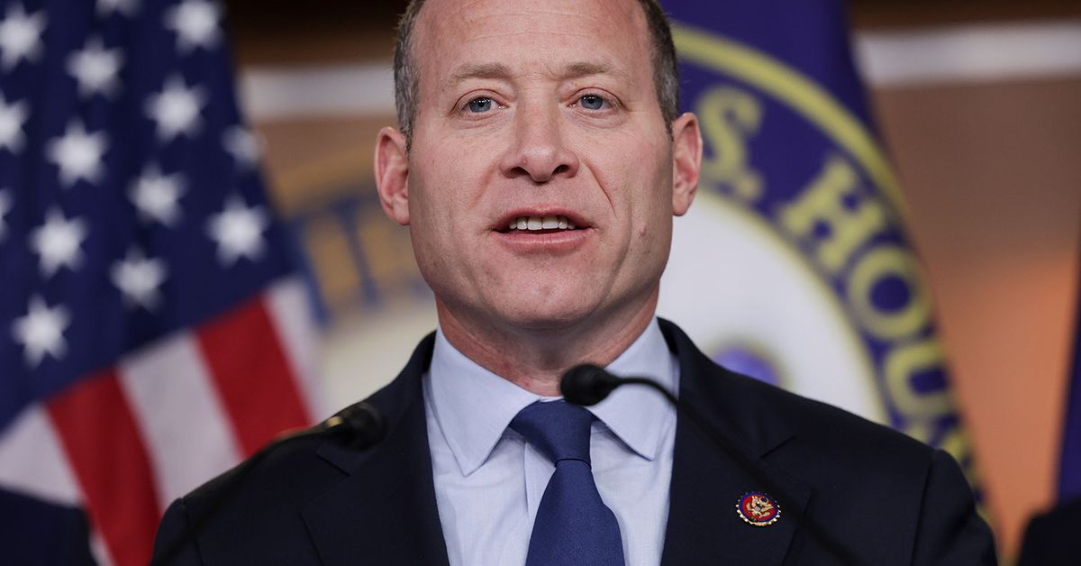 US Rep. Josh Gottheimer Proposes $3M Boost to Treasury’s Crypto Crime-Fighting Unit