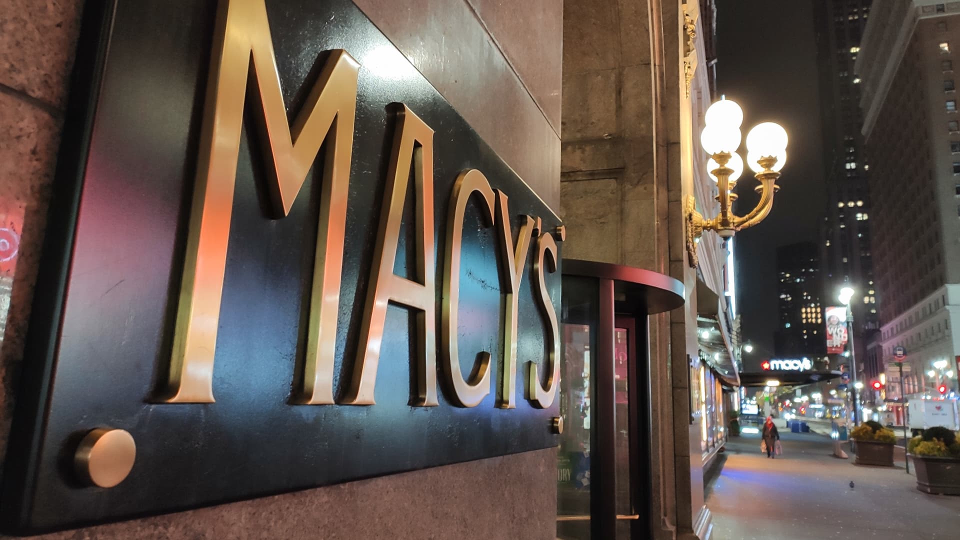 Macy’s (M) reports fiscal Q2 2022 earnings