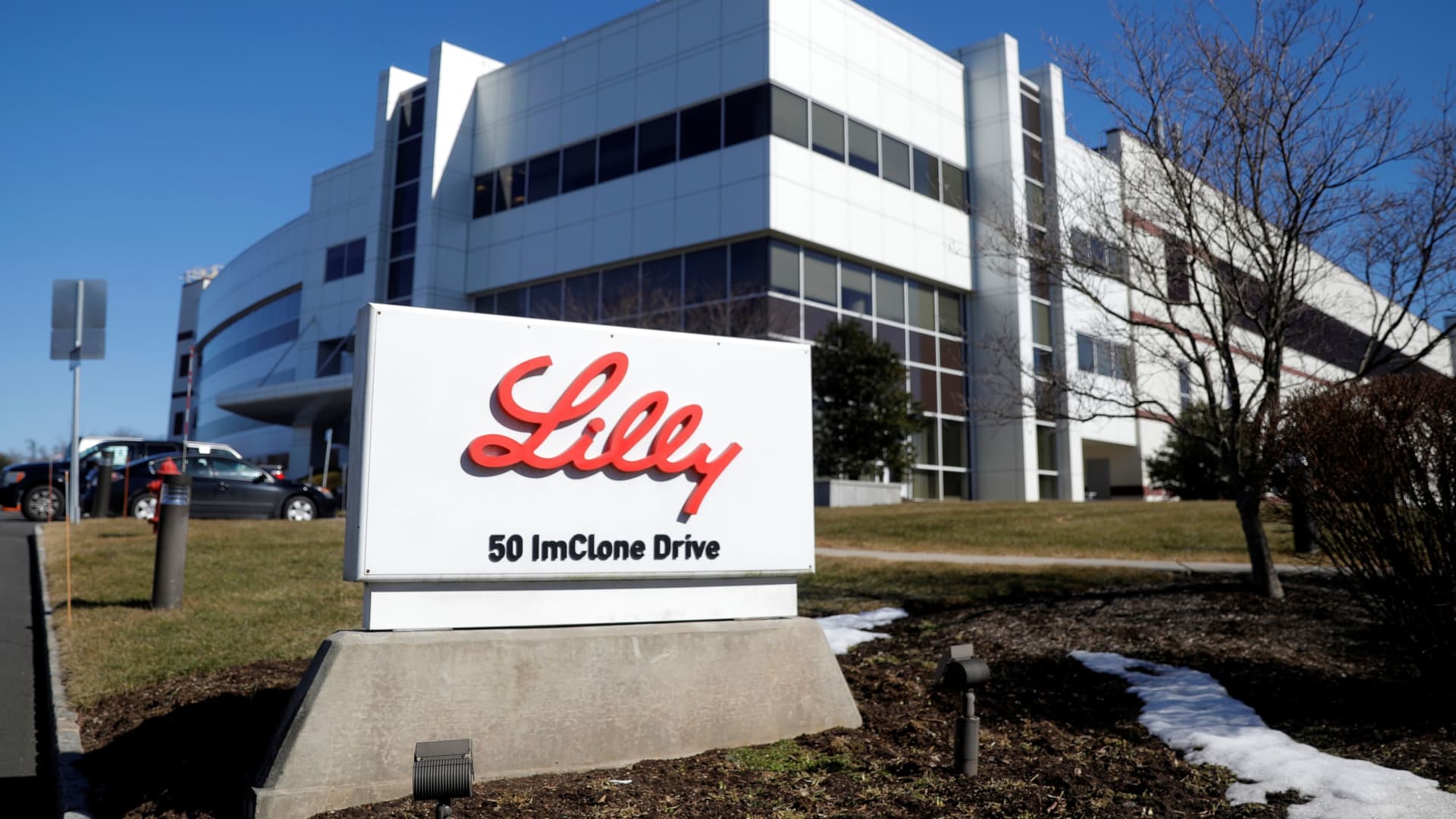 Large Indiana employers Eli Lilly and Cummins speak out about the state’s new restrictive abortion law