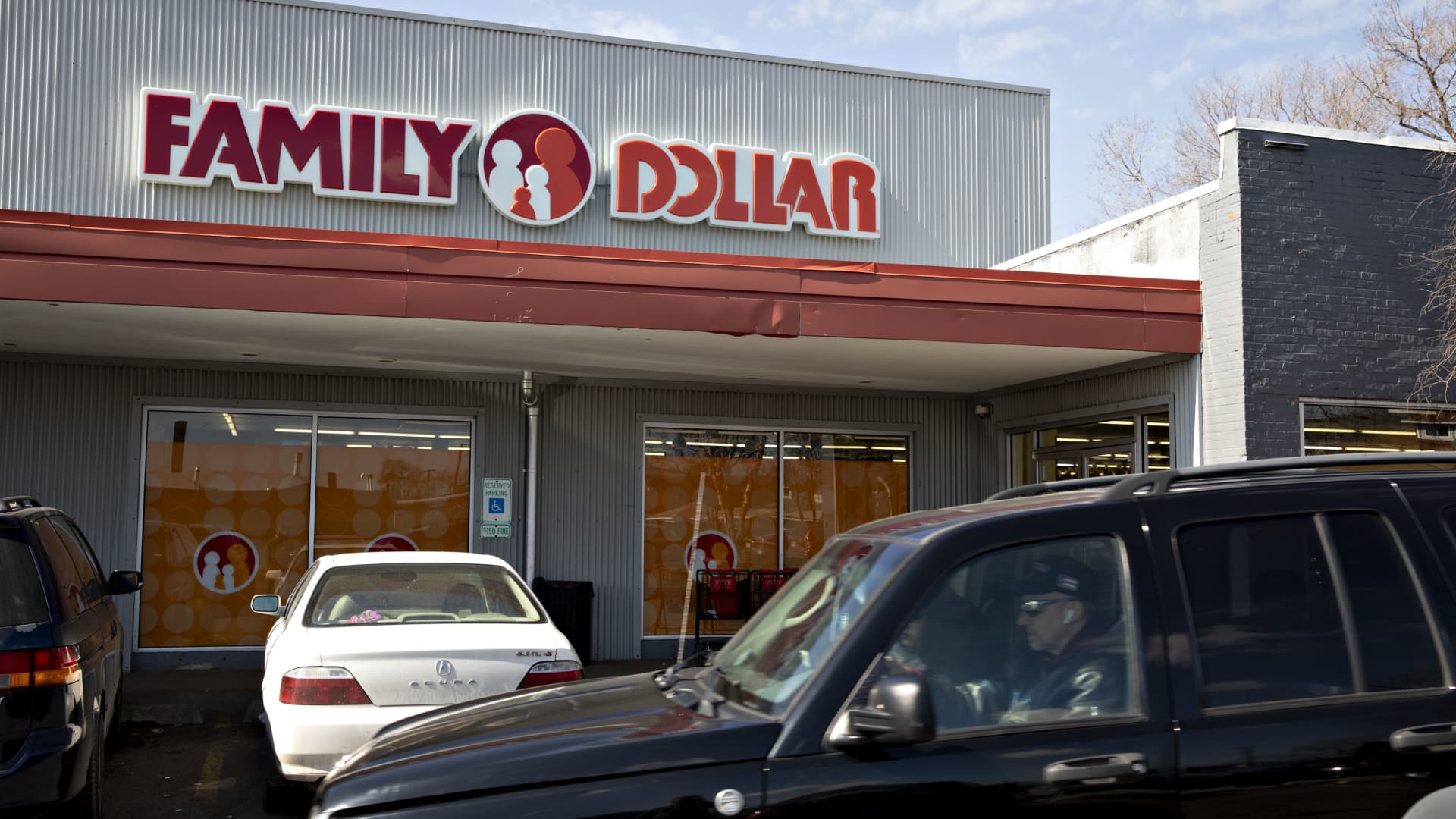 OSHA fines Family Dollar $1.2 million for violations at 2 Ohio stores