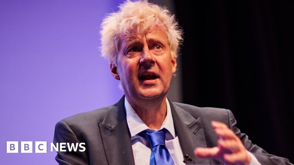 Edinburgh Fringe: Satirists bid farewell to Boris Johnson