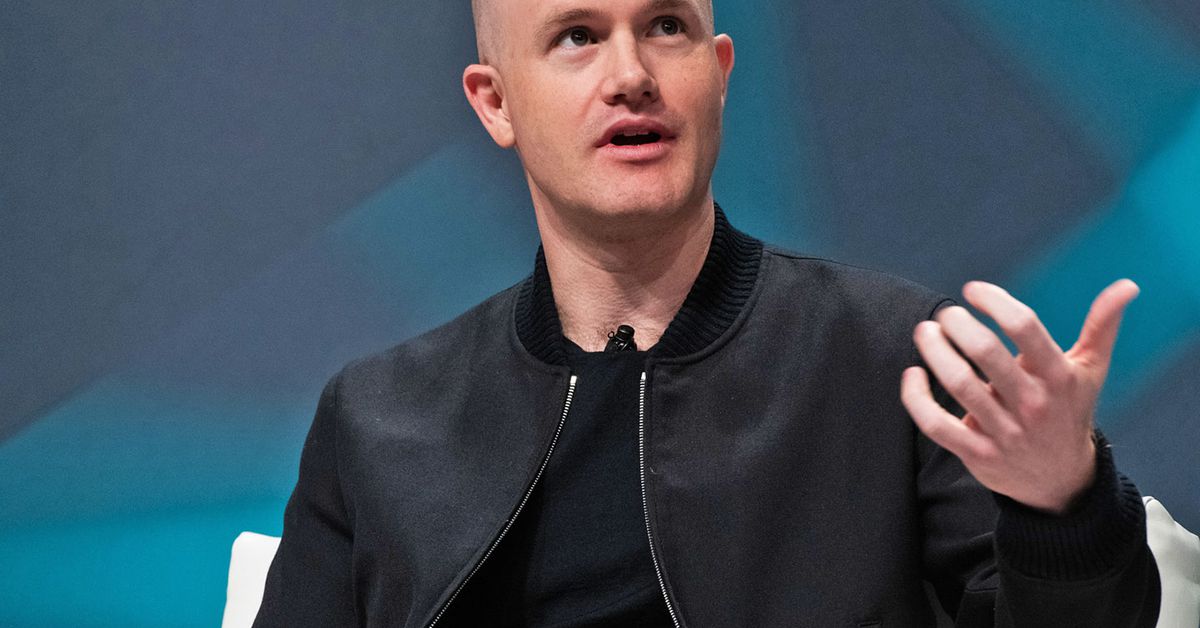 Coinbase Outlook ‘Negative,’ Credit Ratings Agency S&P Global Says