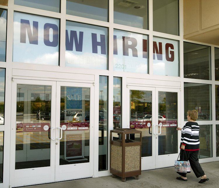 Dollar recovers modestly ahead of highly-anticipated NFP data