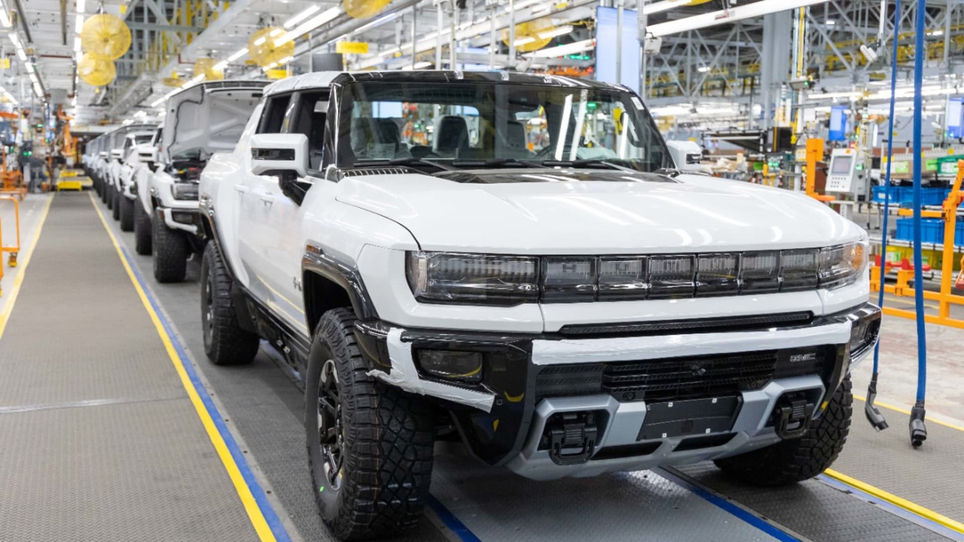 GM to close reservations for electric Hummer EV after topping 90,000