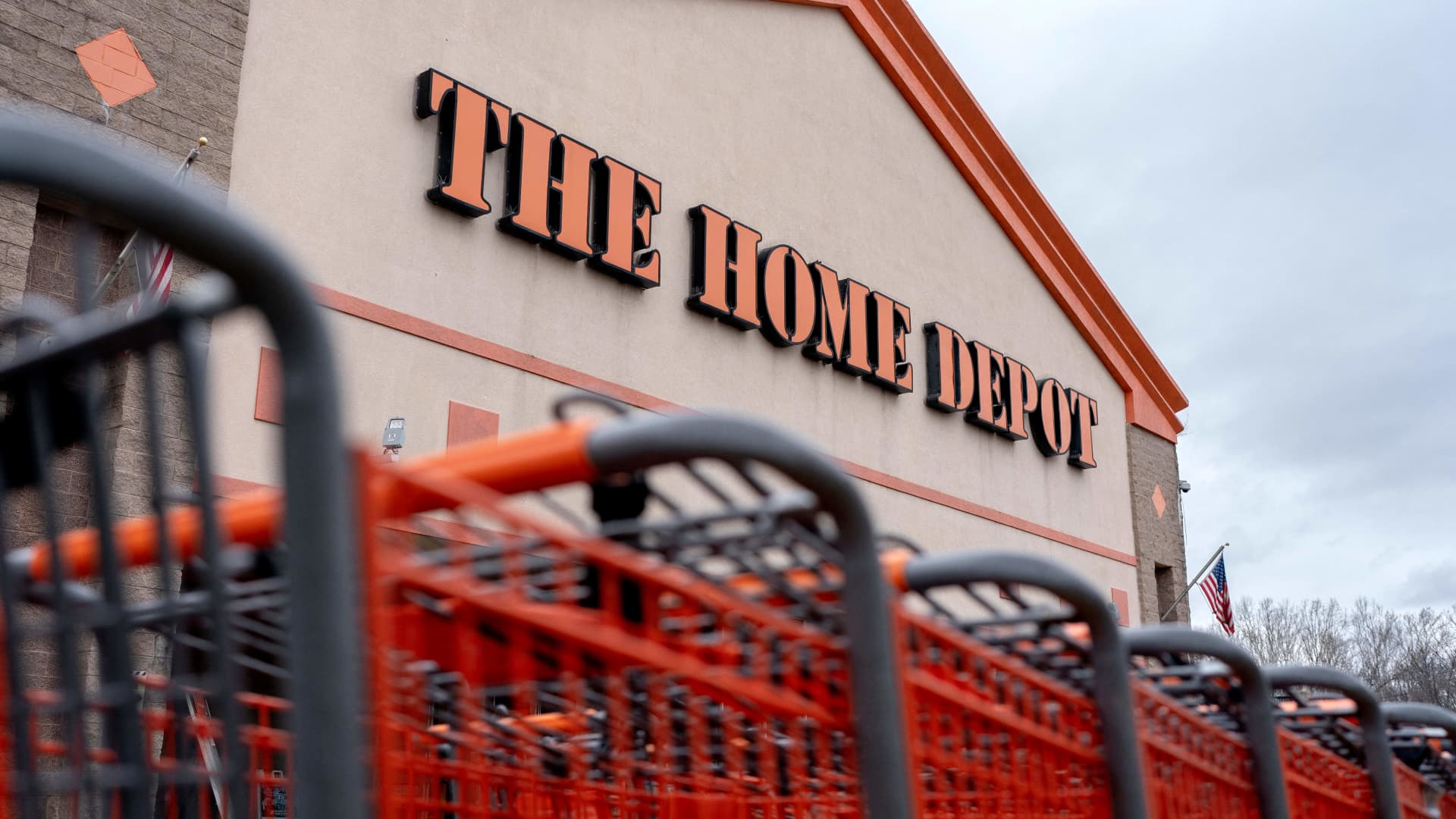 Home Depot’s customers have been resilient despite turmoil, CEO says