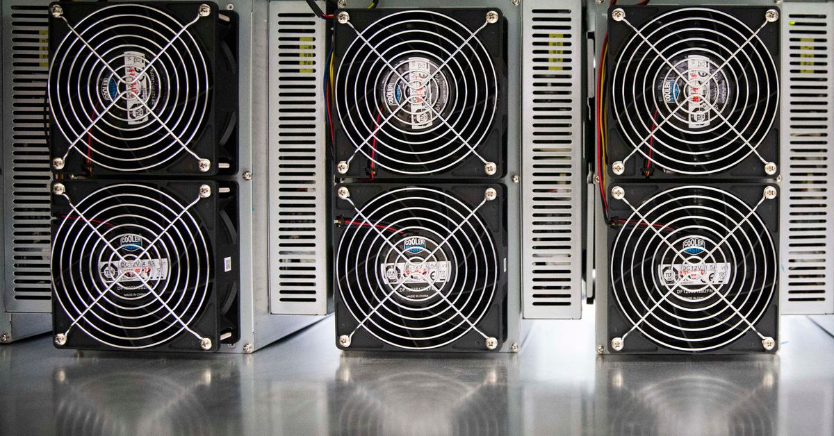 Bitcoin Miner Hive Blockchain Holds $68M of BTC, Has no Debt Costs