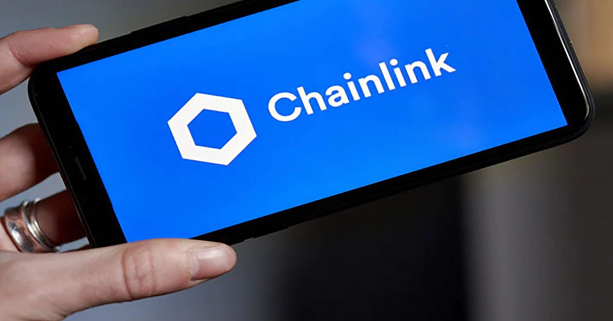 Blockchain Data Provider Chainlink Launches Programs to Reduce Costs Ahead of Staking of Its Token