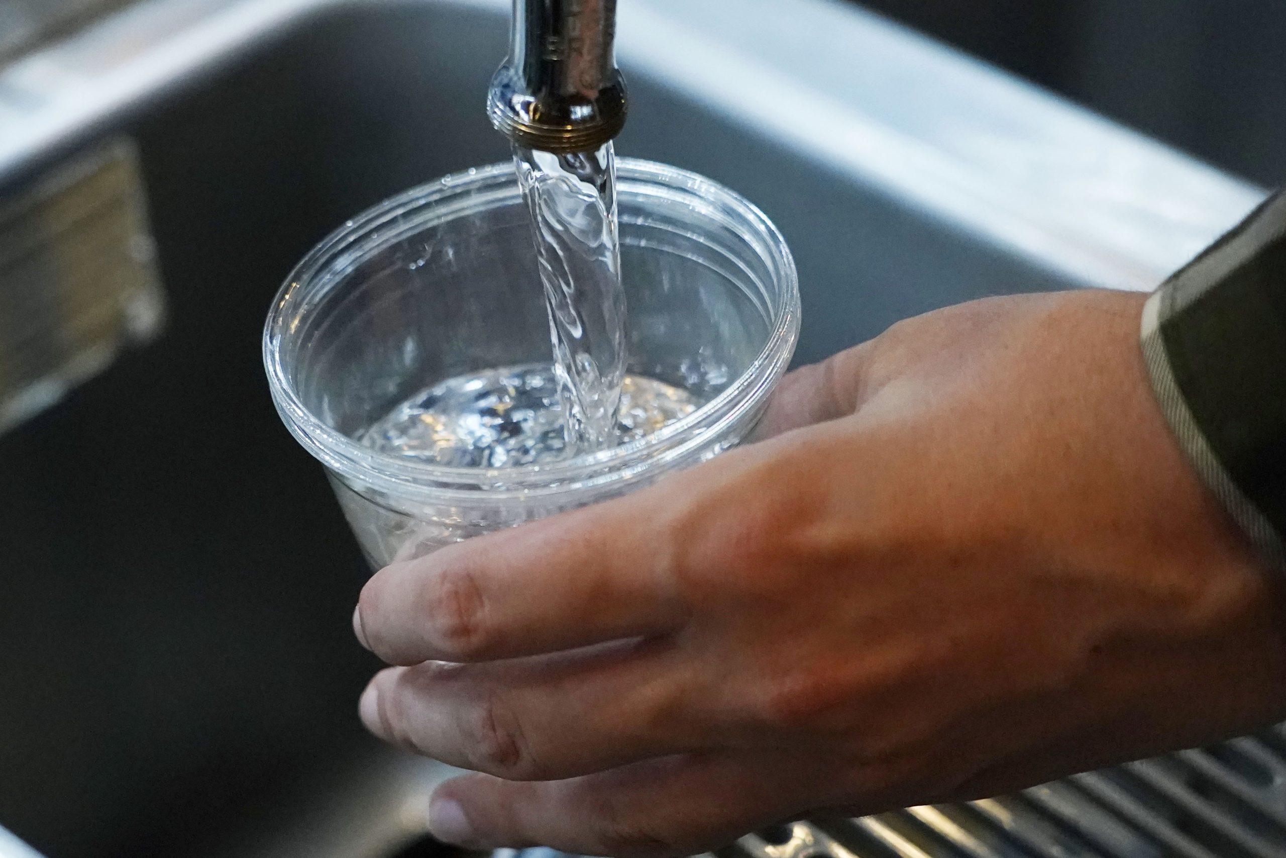 Weekslong boil water notice lifted in Mississippi capital