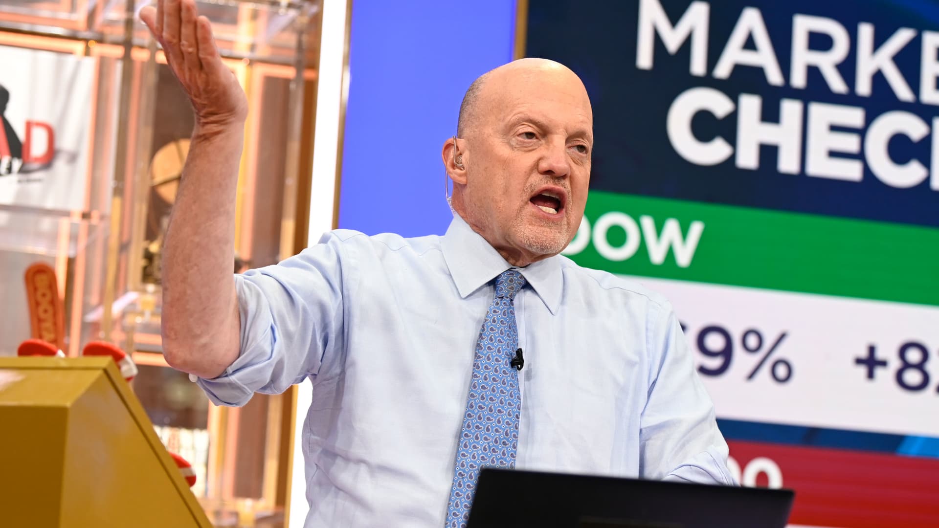 Jim Cramer says to avoid stocks in the ‘house of pain’ Nasdaq 100 index