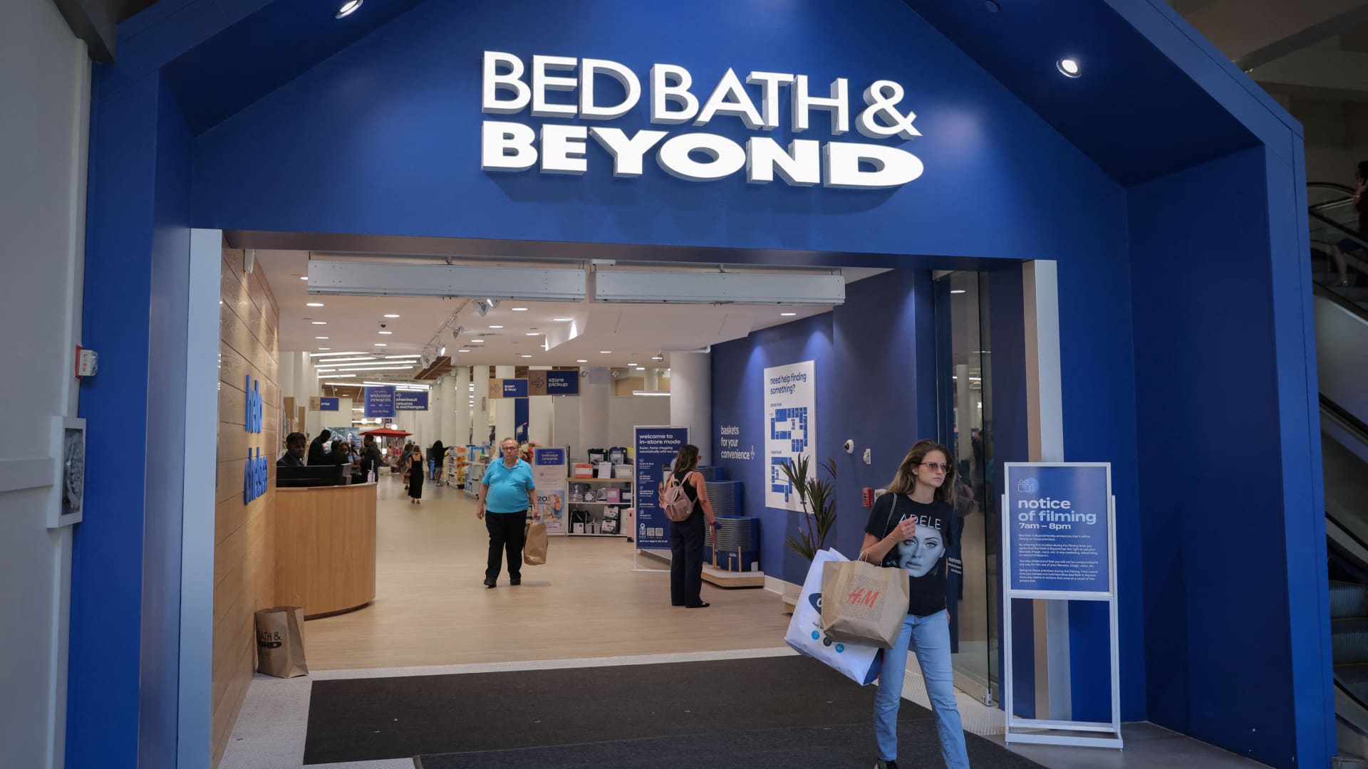 Bed Bath & Beyond appoints interim CEO Sue Gove to position permanently