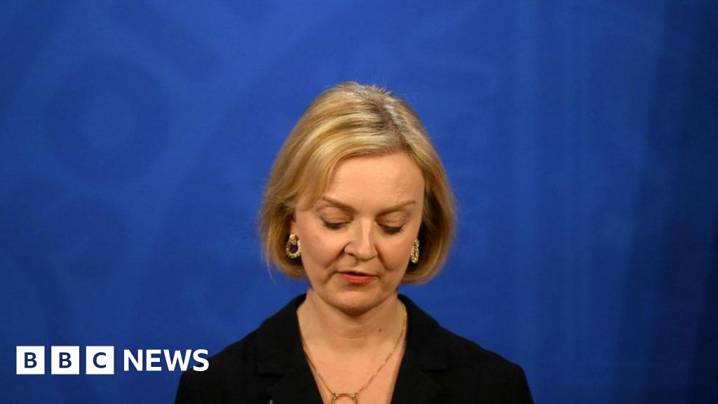 Tory MPs turn on Liz Truss after turbulent day