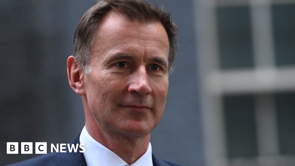 Chancellor Jeremy Hunt to fast-track tax and spending measures