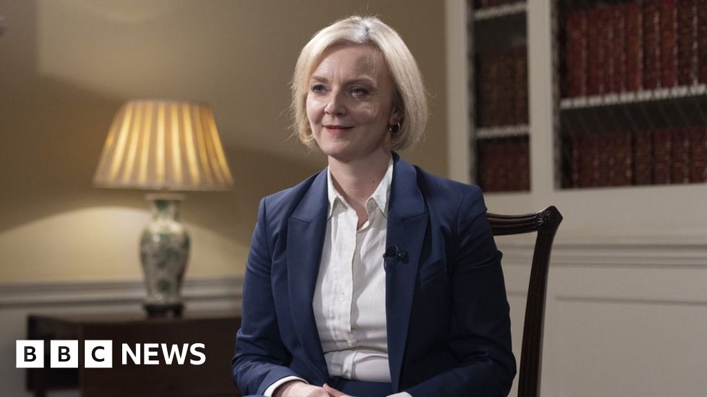Chris Mason: Liz Truss tries to cling on as MPs work out next step