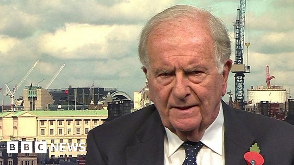 MP Roger Gale: Manston turned into refugee camp for 4,000 people