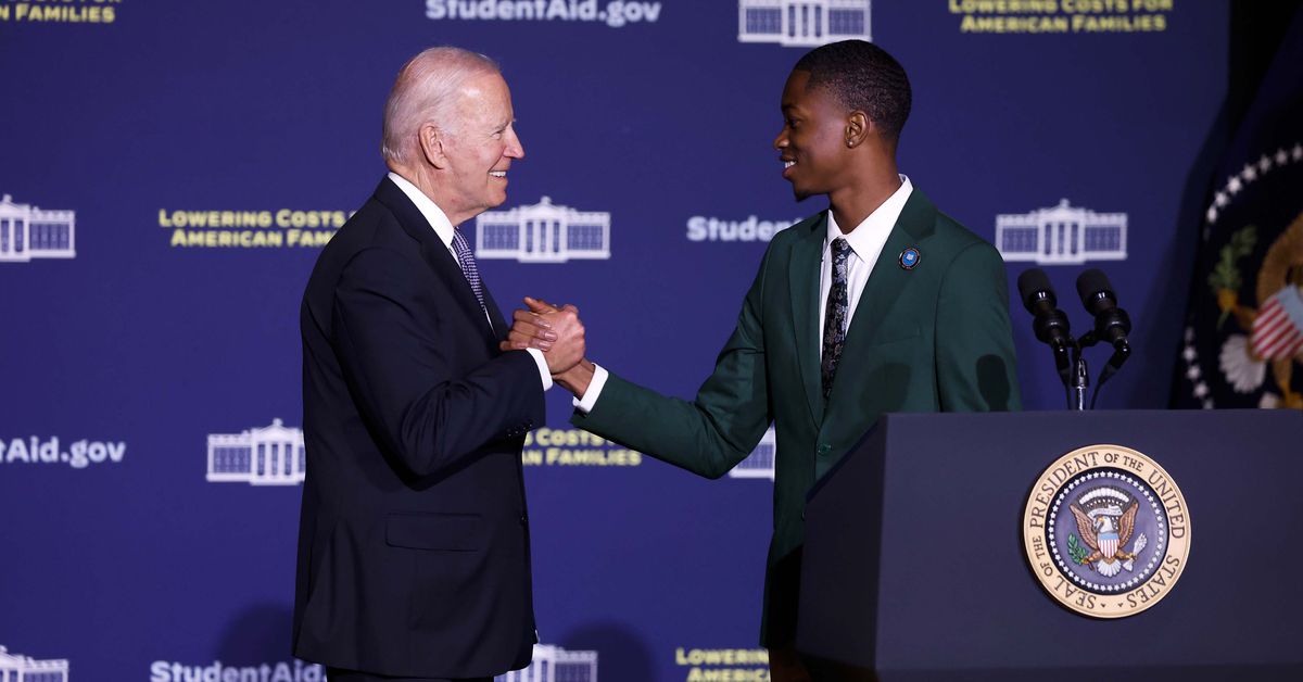 Biden’s student debt forgiveness program is likely to be killed by GOP judges