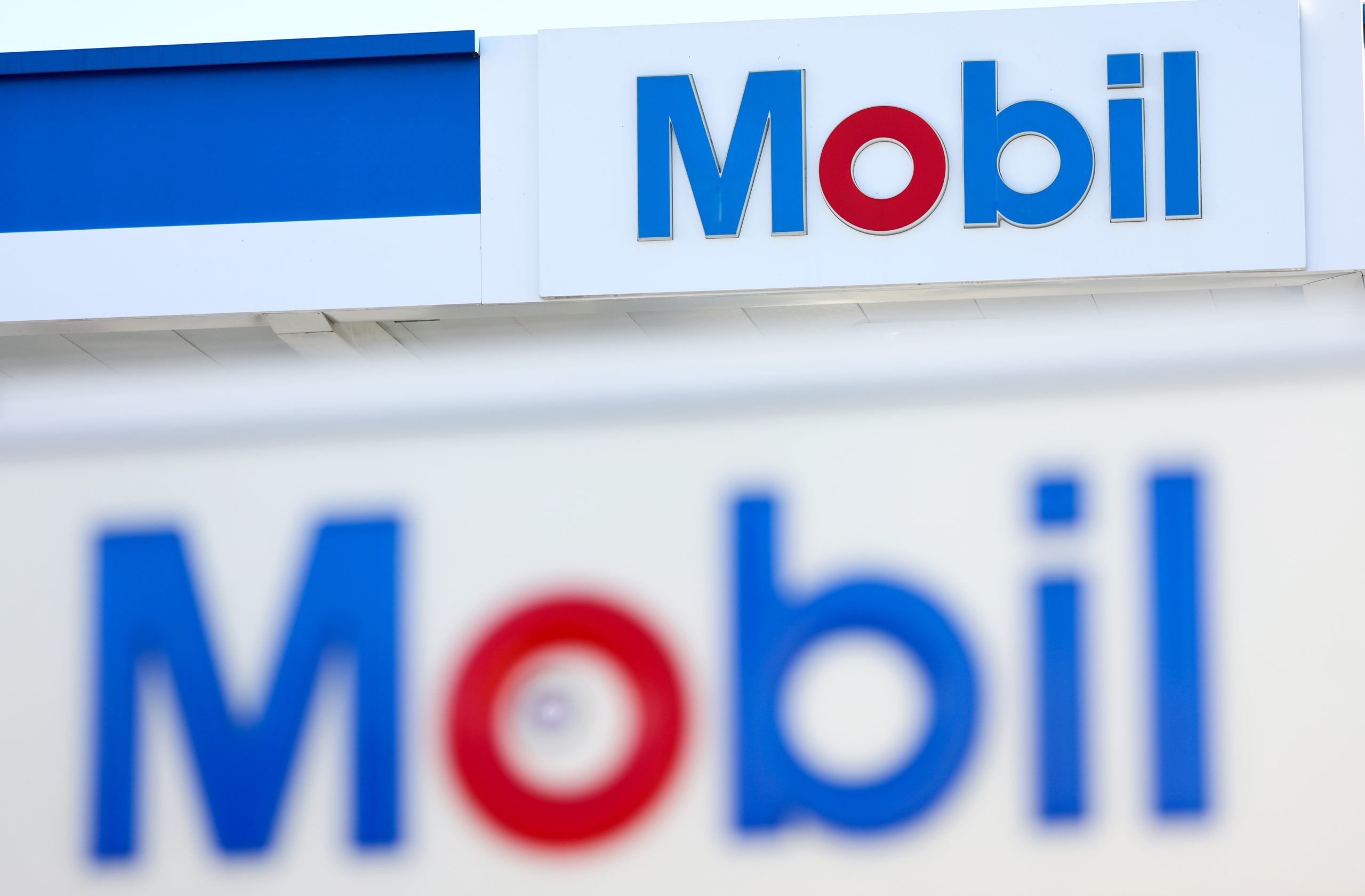Biden to urge Congress to tax oil companies’ bumper profits Biden to urge Congress to tax oil companies’ bumper profits