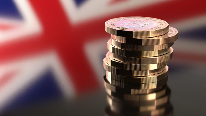 Sterling Eases Ahead of UK GDP Report