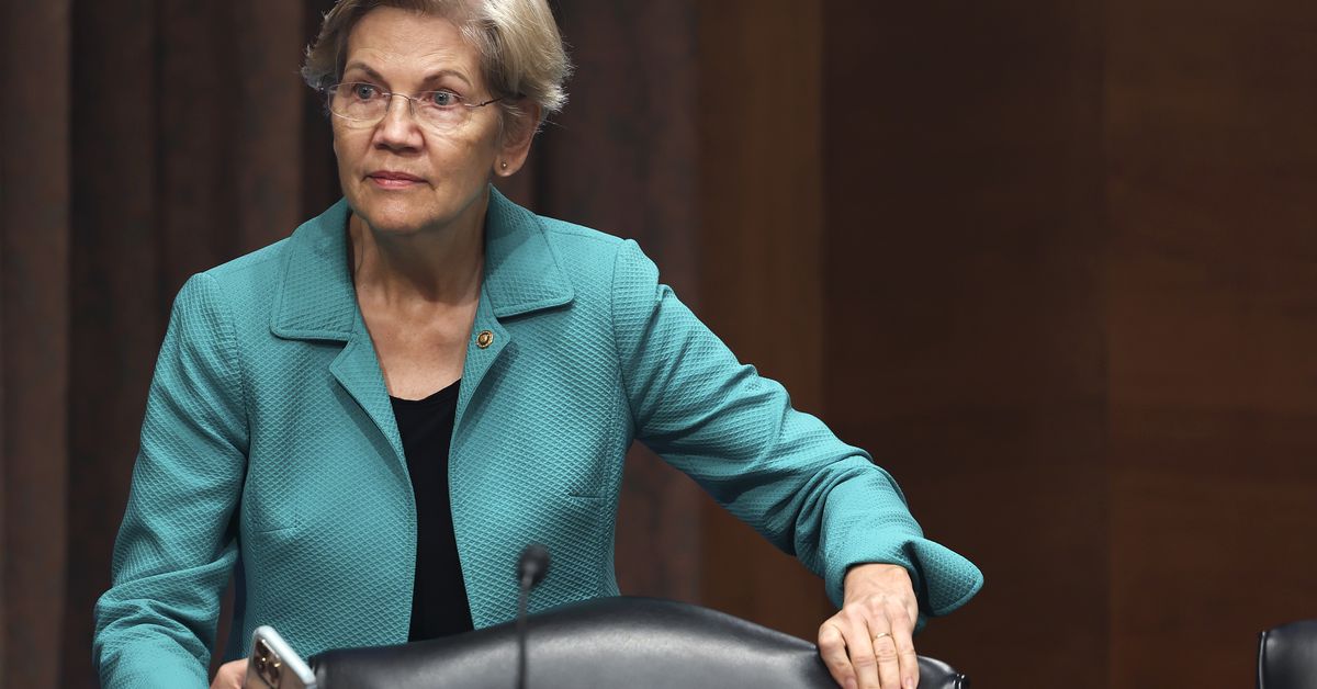 Warren, Ocasio-Cortez Ask Regulators to Clarify Stance on Crypto Hires