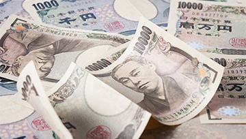 Japanese Yen Subdued Against US Dollar After a Whippy Start to the Week